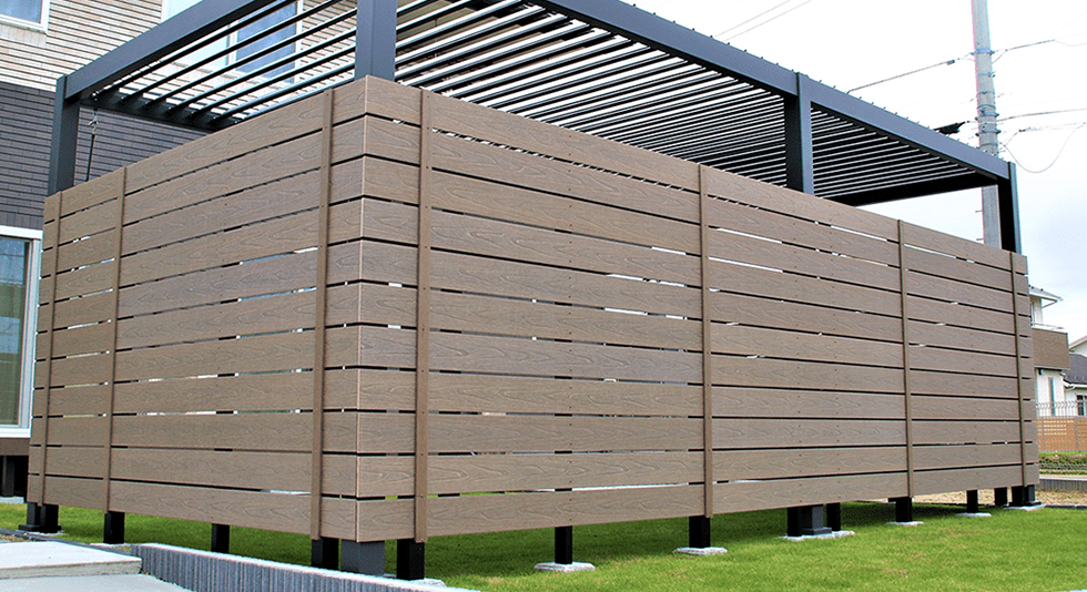 外側からの視線を遮るクローズド外構